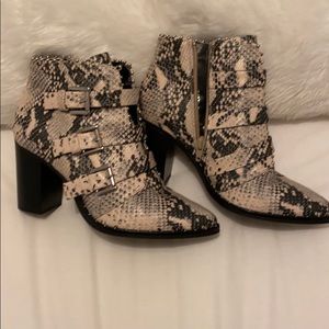 Steve Madden Snakeskin booties